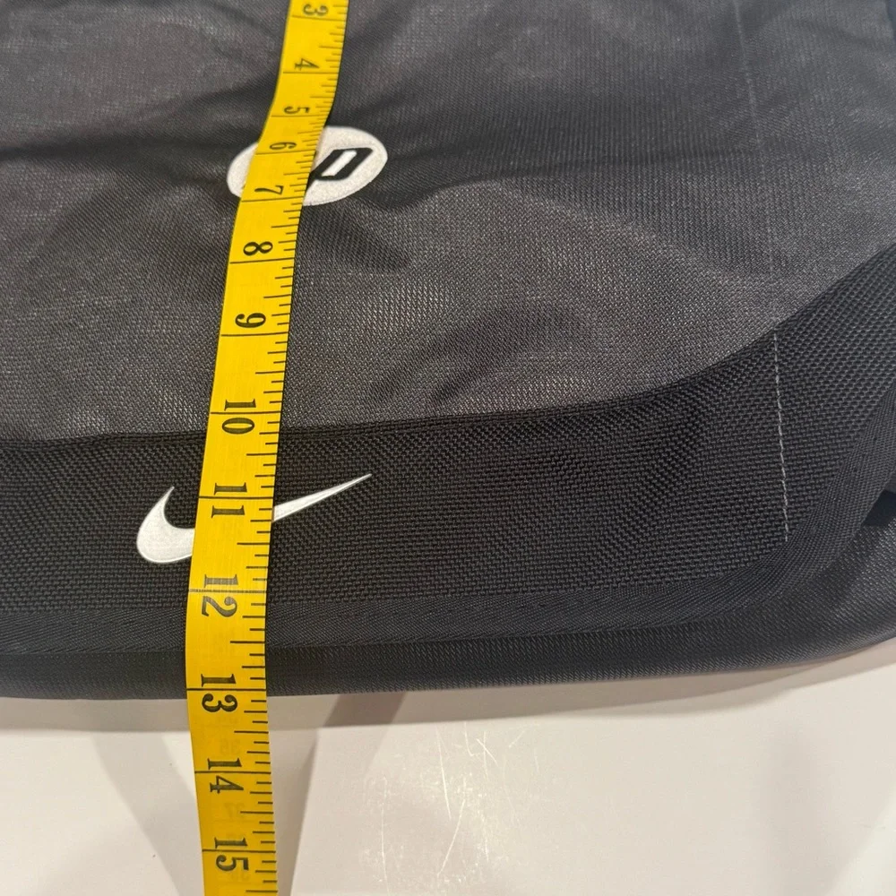 Nike Messenger Laptop Travel Bag w/ HP Logo